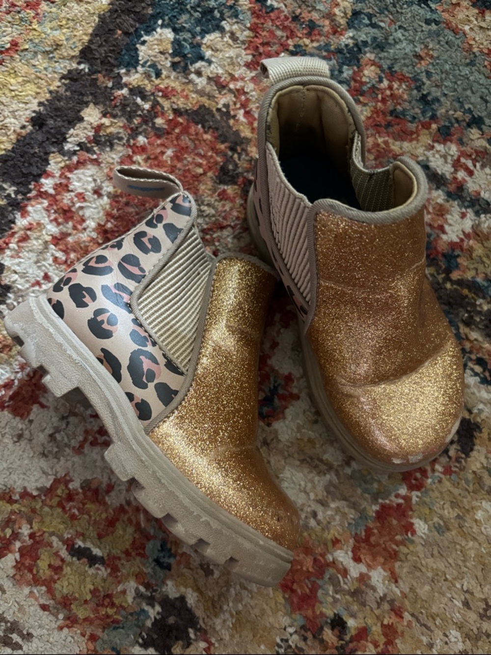 Native Kids' Gold Glitter Chelsea Boots with Leopard Accent